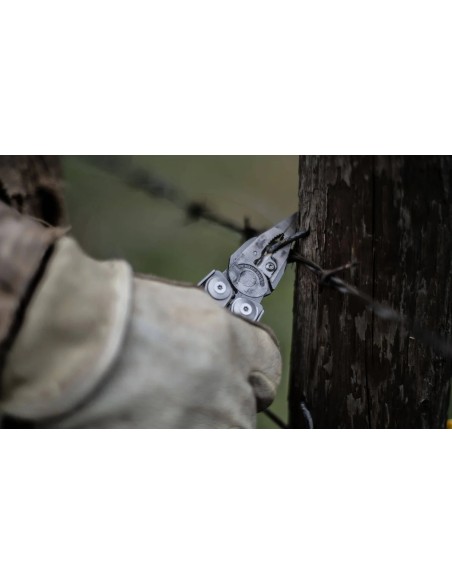 Leatherman Surge Multitool