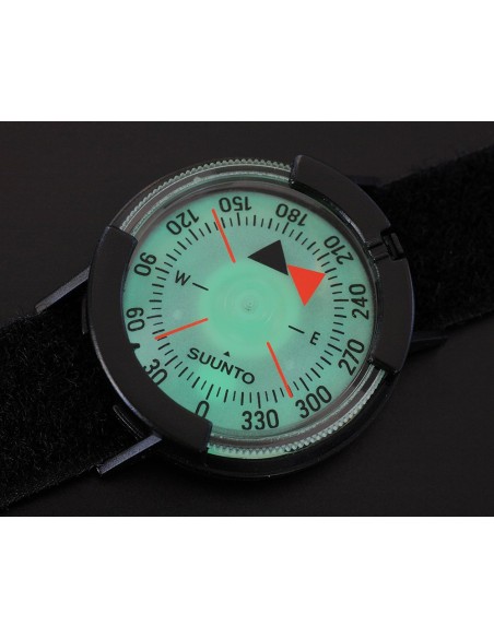 Suunto M-9 randmekompass