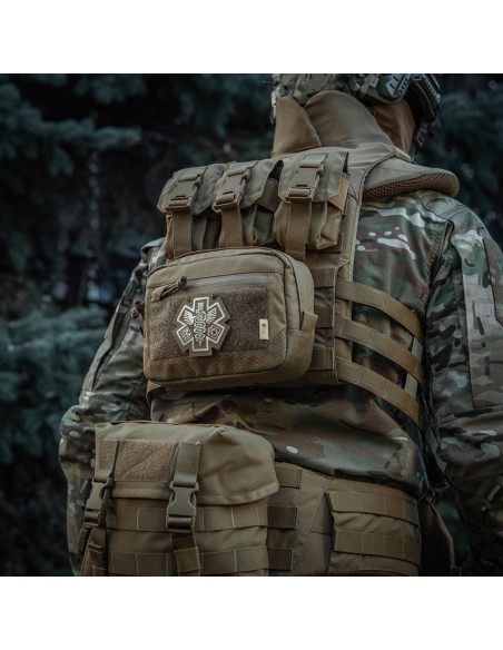 M-TAC Embleem Paramedik (Tikitud) (erinevad värvid)